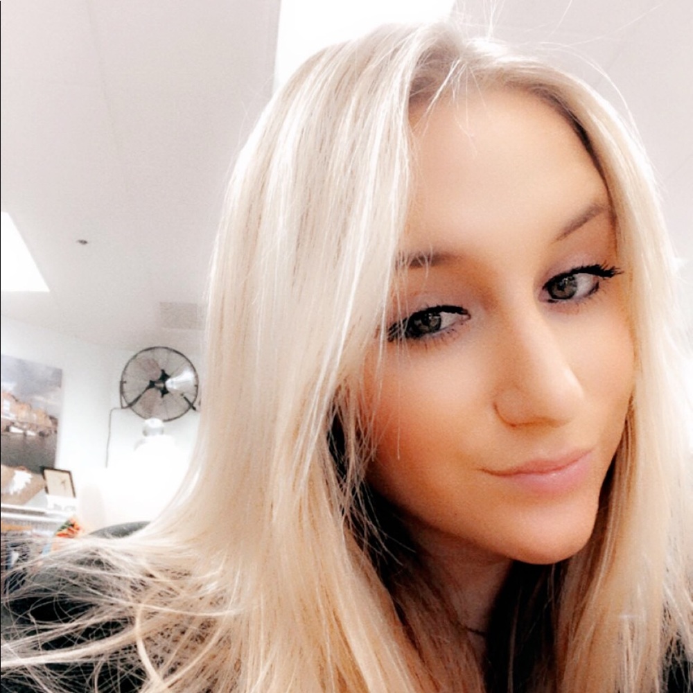 Meet your Posher, Jessica